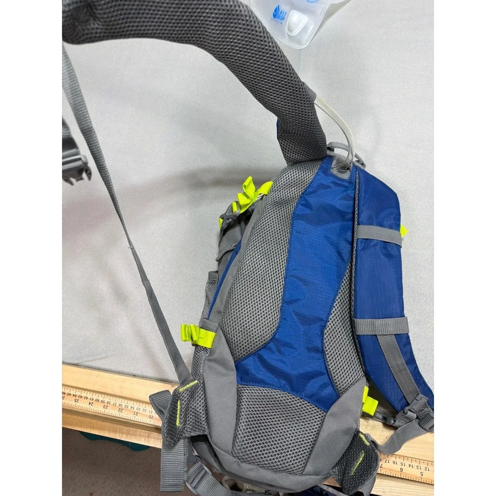 Outdoor Products Hydration Backpack Blue Grey 3L Hiking Trail Pack with Bladder
